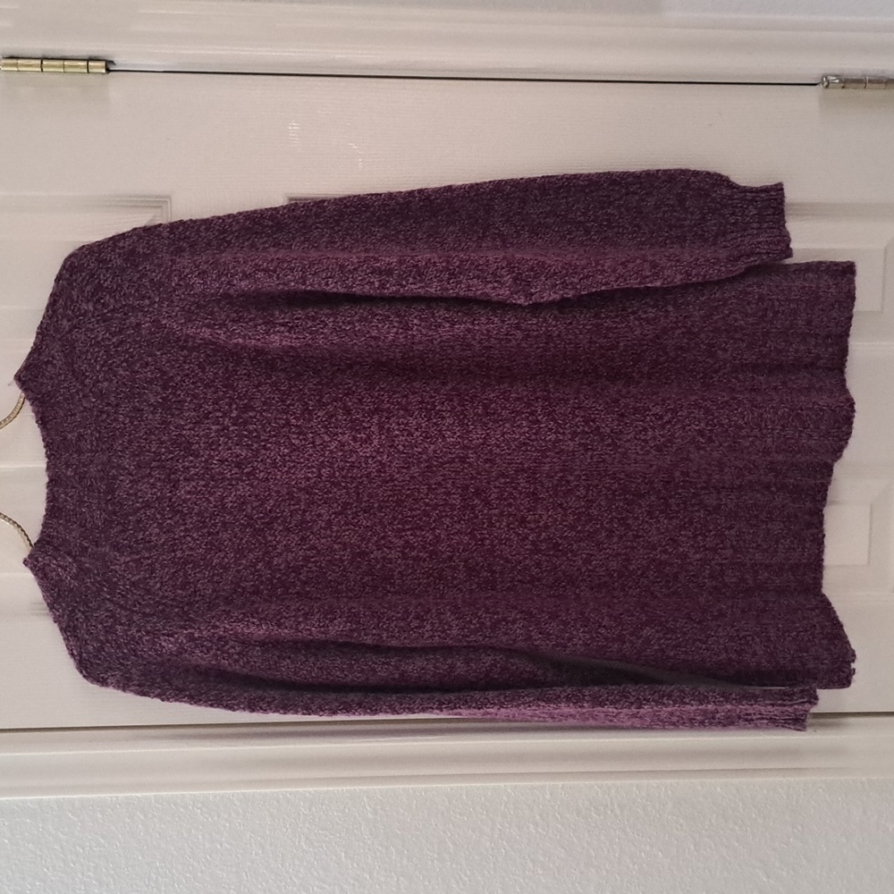 Memphis Jones Women's Purple Sweater Sz Small - Picture 6 of 6